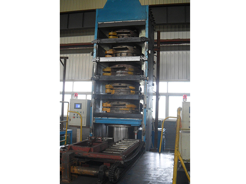 實心輪胎熱硫化機